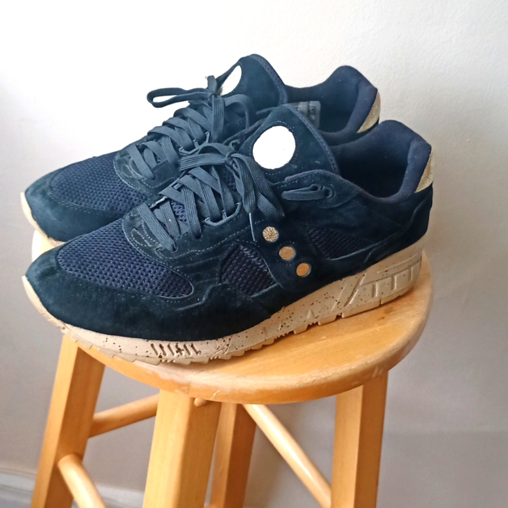 SAUCONY GOLD RUSH SHADOW 5000 TRAINERS